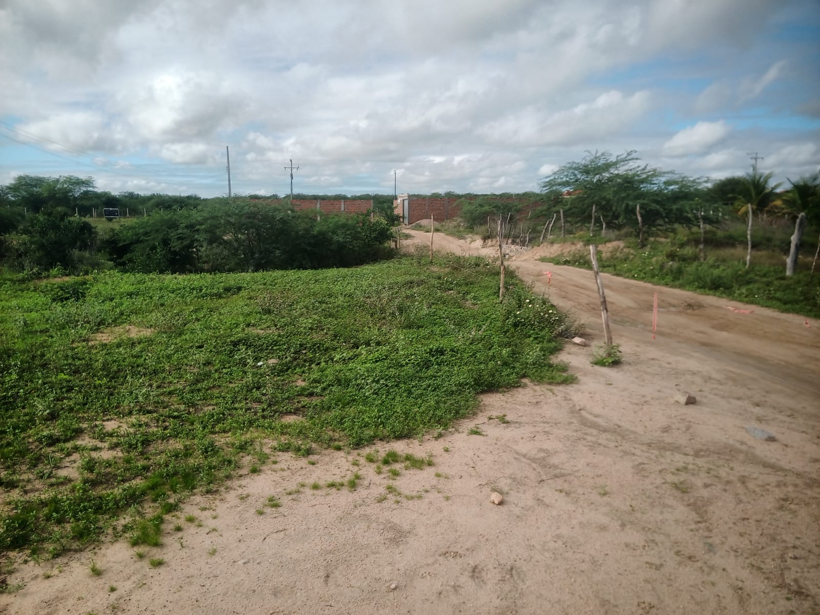 Lote na Estrada do Juá, Vizinho ao Loteamento VISTA DO RASO.